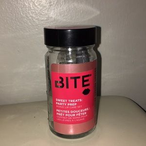 Brand new agave lip care set